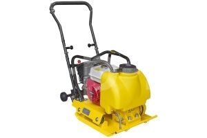 Виброплита ТСС TSS-VP80TH (колесный комплект, бак) фото