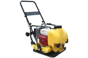 Виброплита ТСС TSS-WP90TH  (колесный комплект, бак) фото