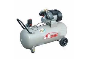 Поршневой компрессор Remeza СБ4/С-50.J2047B передвижной электрический фото