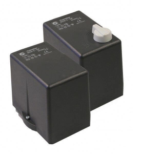 R 4996111063 Прессостат Condor MDR3/11 3х1/4"F+1х3/8"F, 10А, 380В (аналог 7250490000,4996111073) для 100lb50 фото