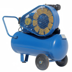 Поршневой компрессор АСО Бежецк К11/10 масляный с ременным приводом фото