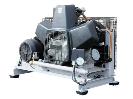 Поршневой компрессор  СБ4-F75-10